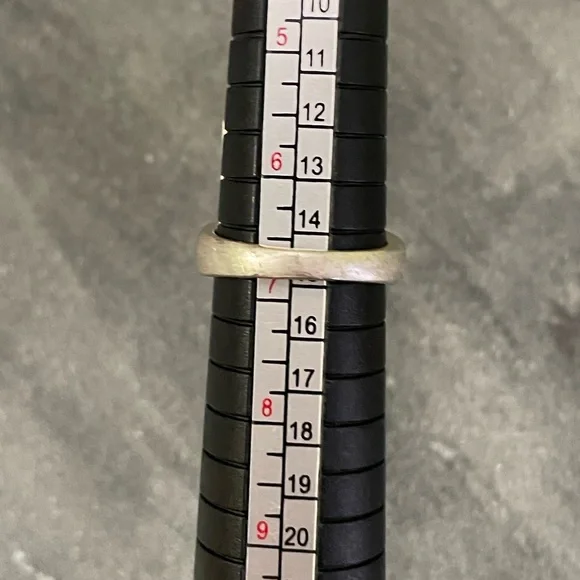 Lia Sophia Acropolis Silver Statement Ring - Picture 5 of 9